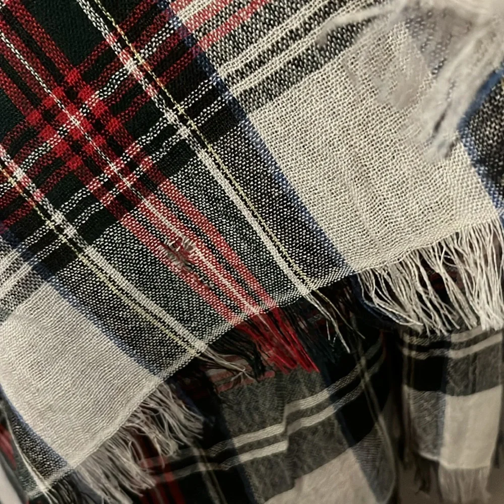 Naturally Knotty Red Black White & Blue Tartan Plaid Scarf Shawl Coverup
